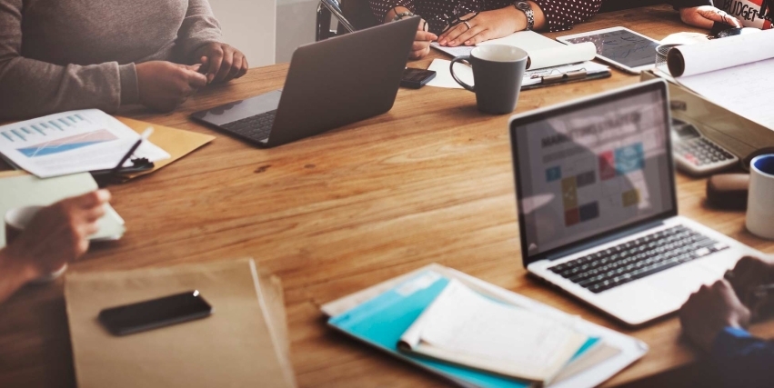 Insights and Innovations: Staying Informed with Network Local’s Industry Updates hero image